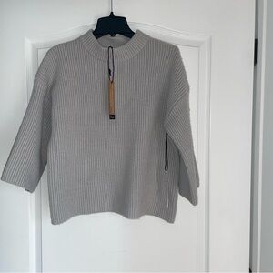Nicole Miller Ribbed Light Gray Cosy Sweater size Large